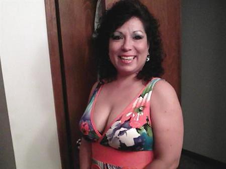 25P More Random Women Pics.  Never Co-sign!