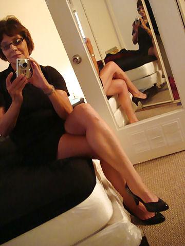 25P More Random Women Pics.  Never Co-sign!
