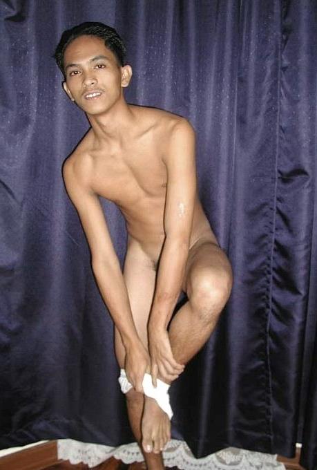 20P A pretty asian bunny stripping and jerking off and cumming
