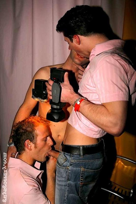 20P Bachelors massaging each others juicy buttcheeks