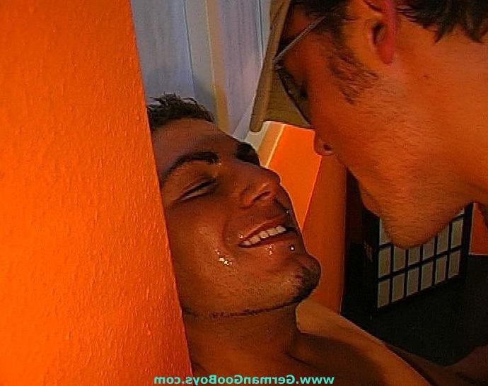 18P German Goo Boys bukkake party with cute sexy guys