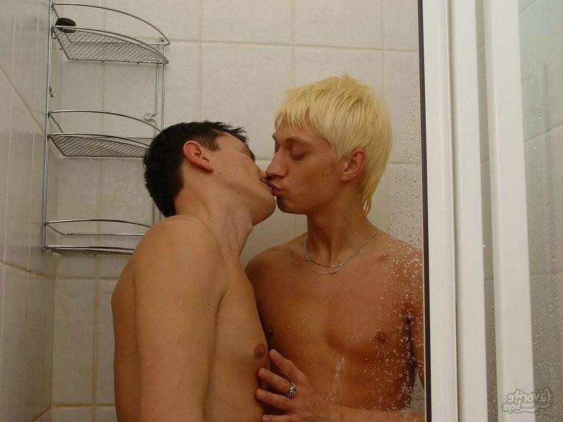 20P Cute first time amateur gay love with nice blowjob