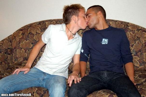16P Twinks sucking and fucking for the first time