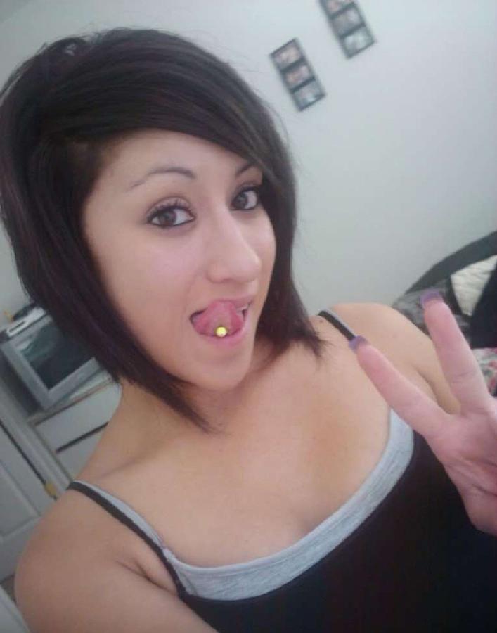 15P Horny Latina teen selfshooting and displays her naked in room