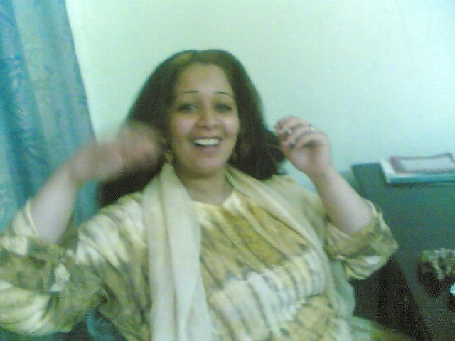 13P Arab with hijab (scandal)