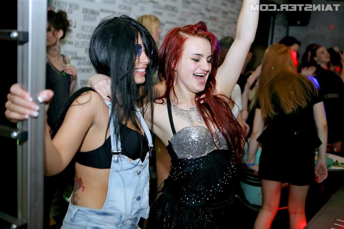 15P Club girls get wild and nasty at all night party