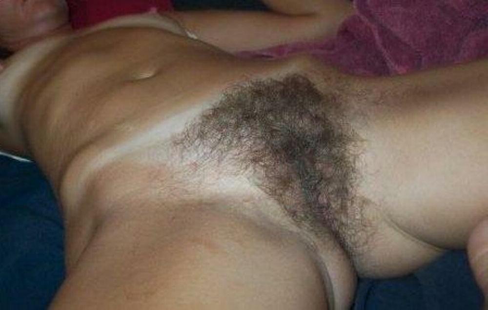 15P Hairy pussy girls posing gallery 3