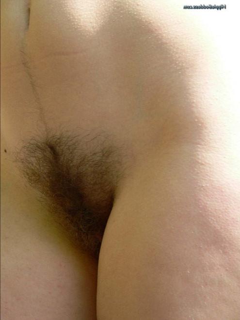 15P Naturally Hairy Nudist Bares Shapely Body on Riverbank