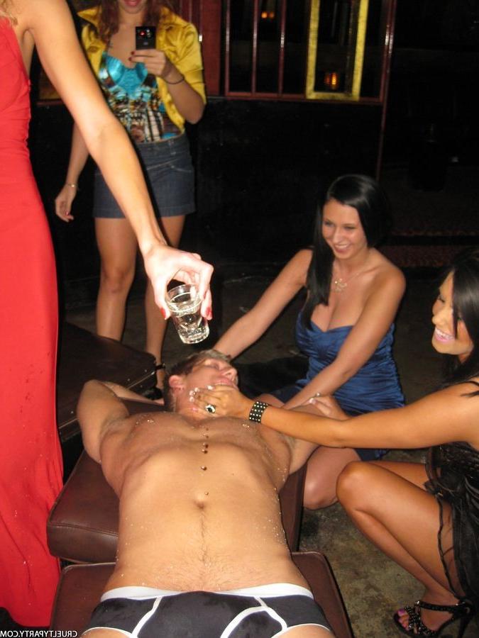 16P Ashdon James fucks her male stripper in a club