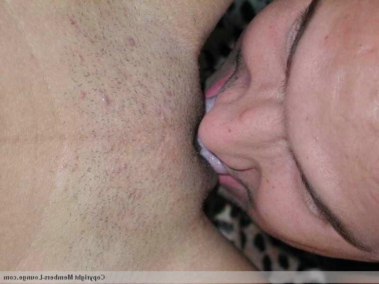 12P Muff-diving action gallery on this one