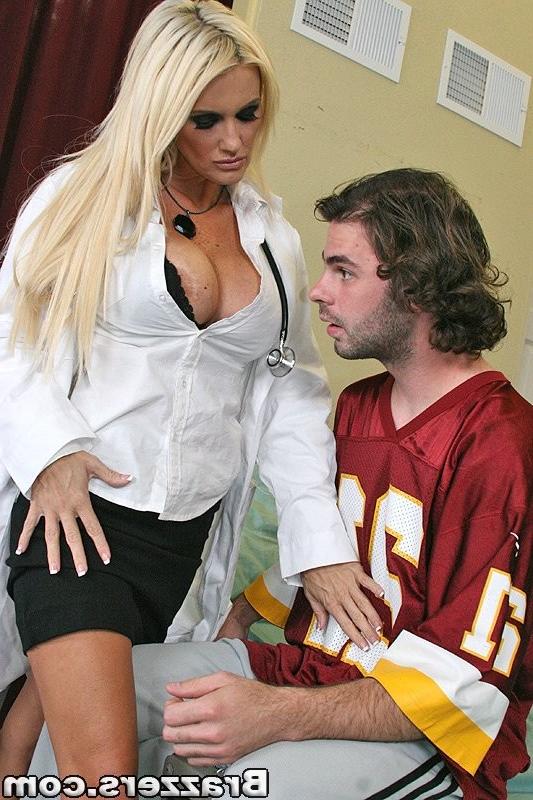 15P Doctor Richards fucks the football coach in her office