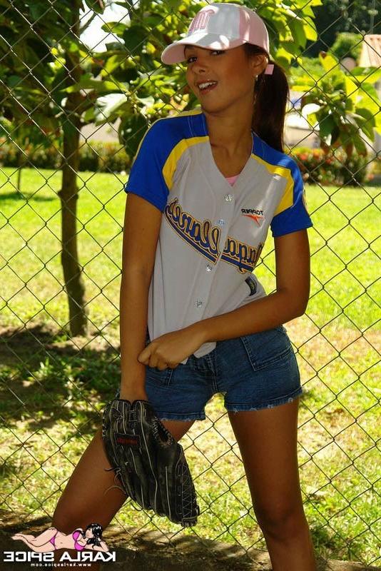 20P Latina teen softball player