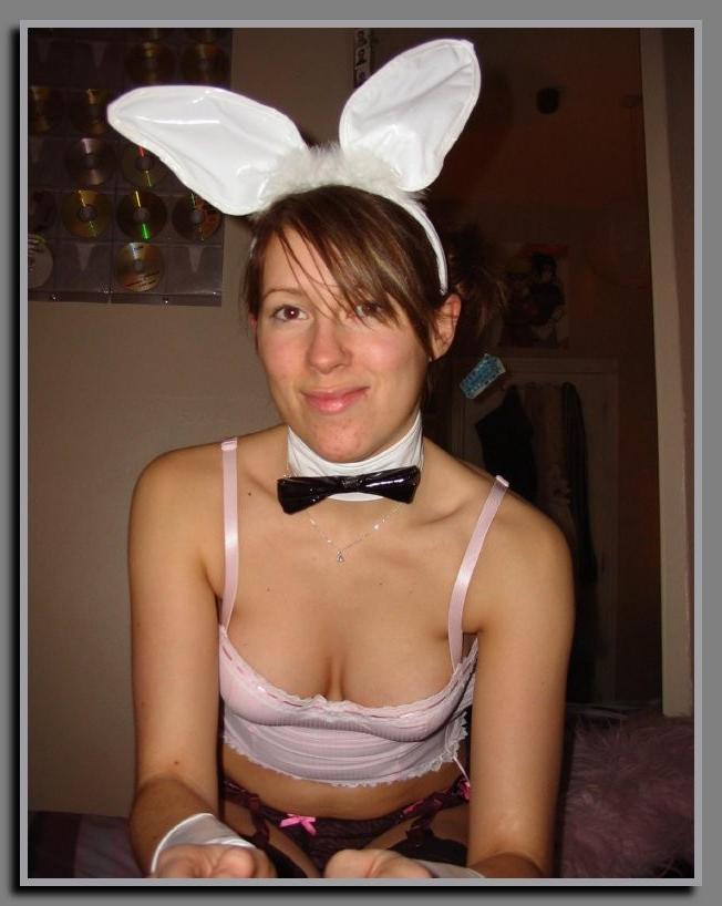 20P Amateur girlfriend dressed like a bunny sucking cock