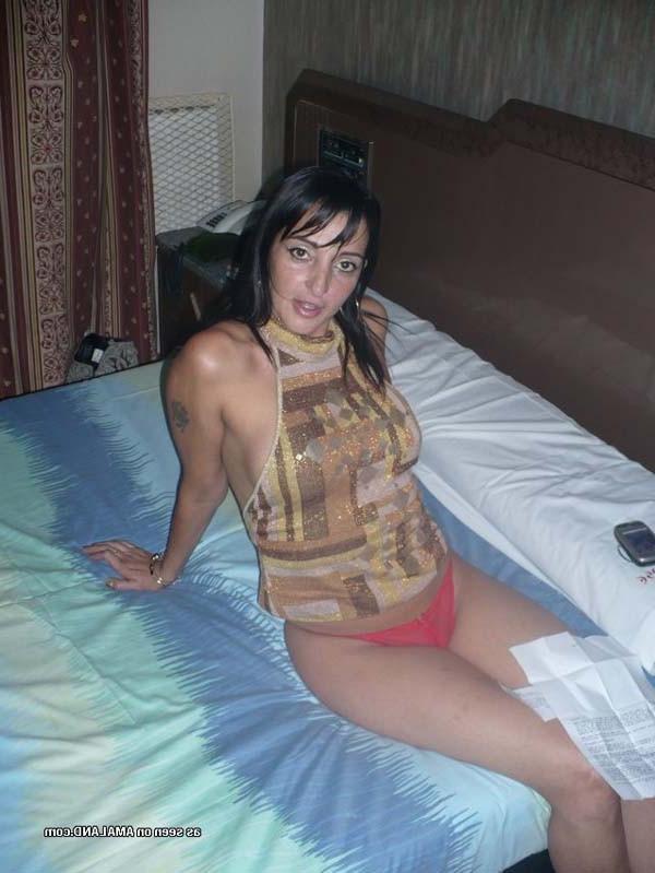 13P Two amateur sexy Latina hotties