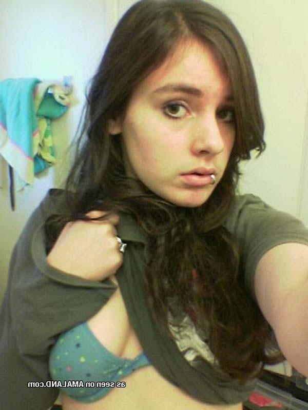15P Sleazy sexy amateur Latina teen