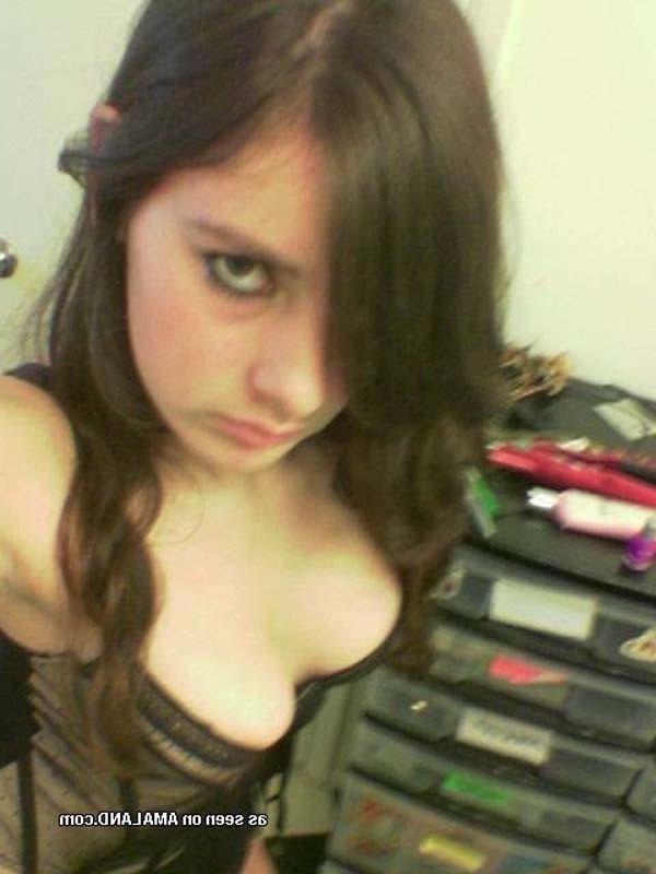 15P Sleazy sexy amateur Latina teen