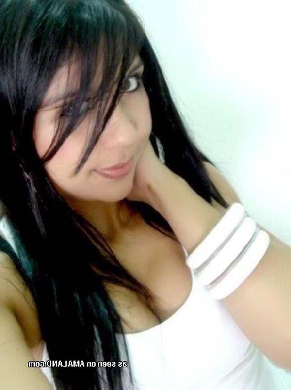 15P Gallery of fine amateur Latina hotties