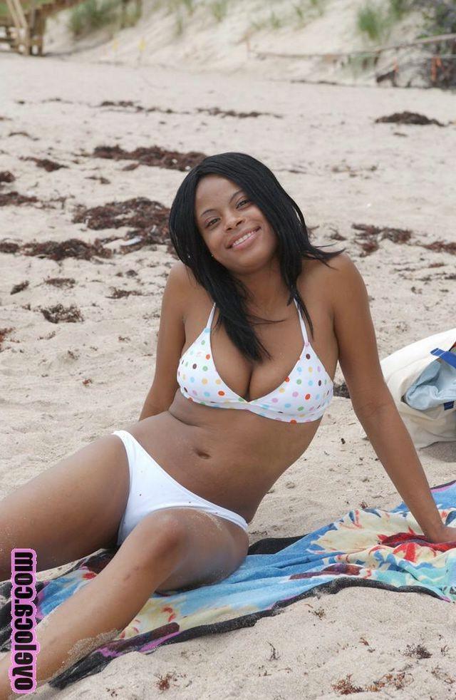 16P Amazing body latina teen riding her first white cock