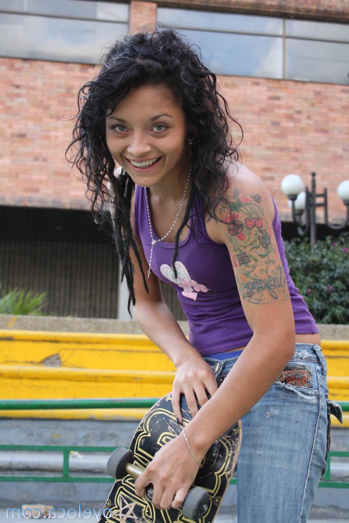 9P Petite Latina with tattoes and piercings sucks and fucks a dick
