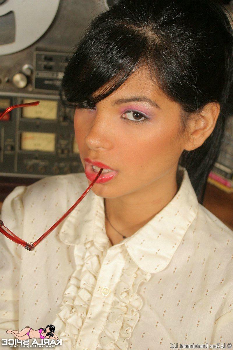 16P Busty latina secretary