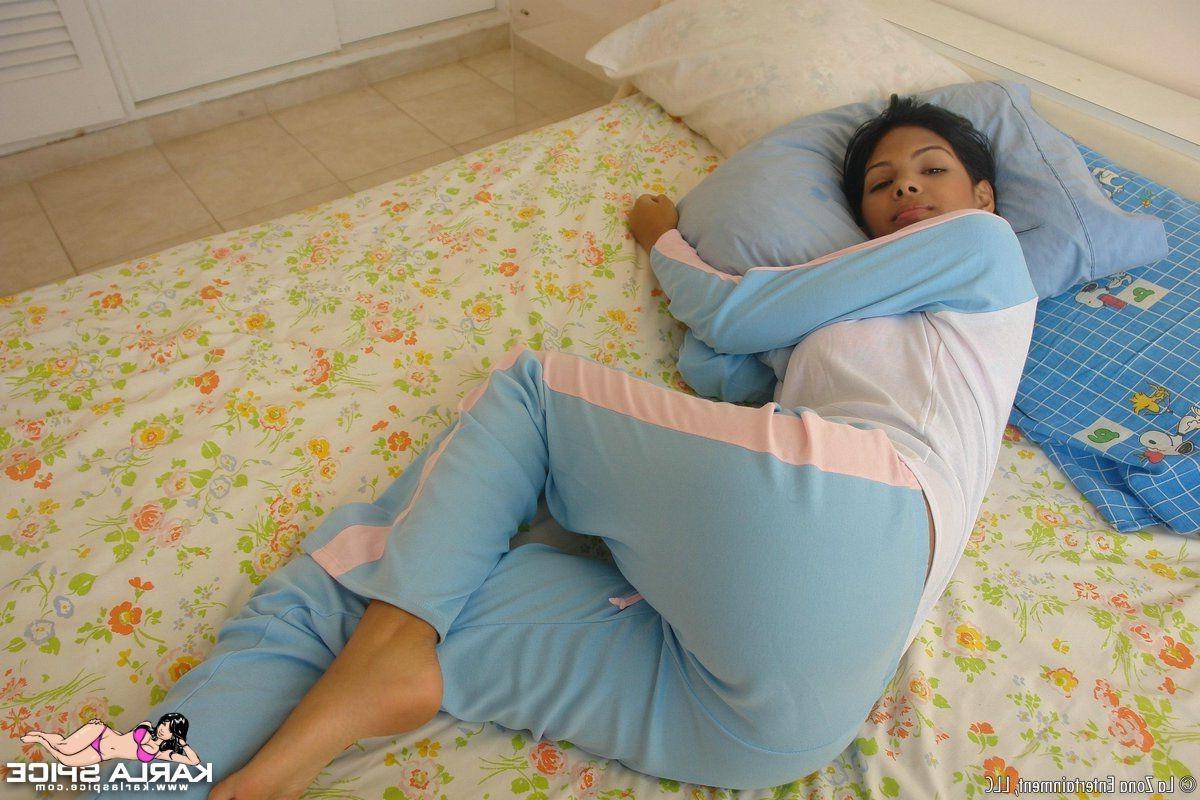 16P Latina sleeping