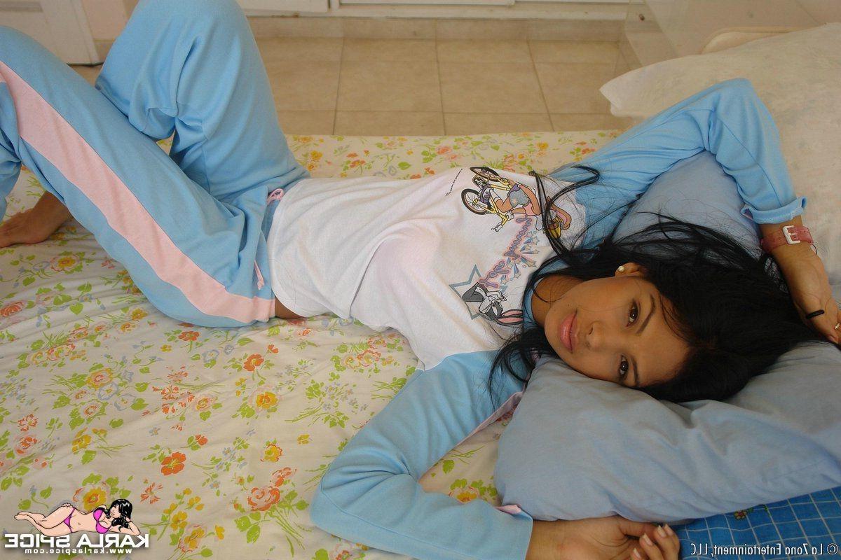 16P Latina sleeping