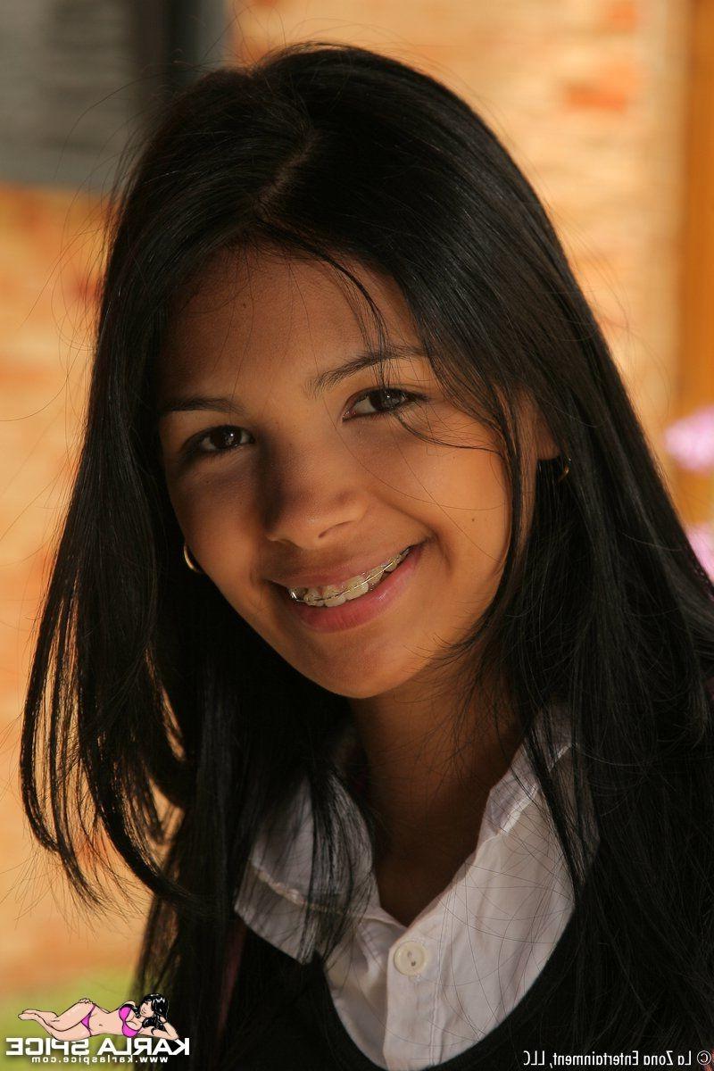 16P Latina schoolgirl
