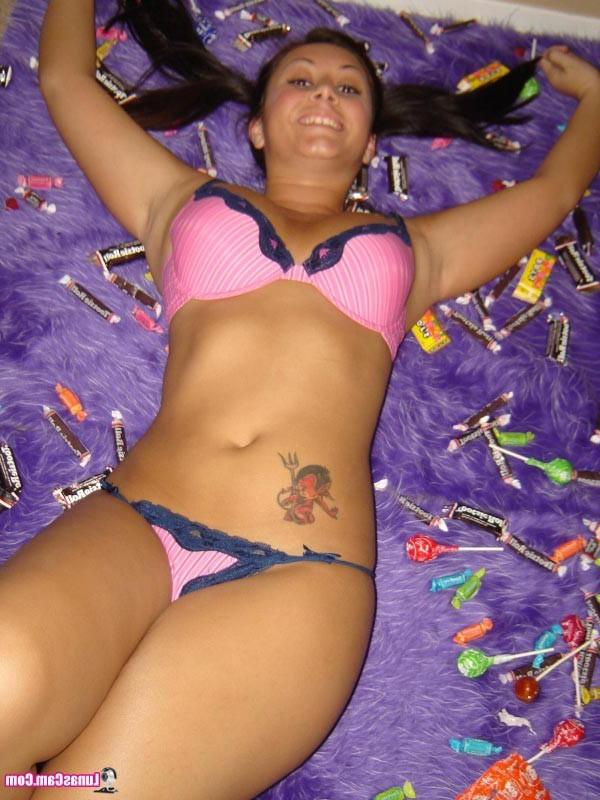 15P Big natural boob latina teen