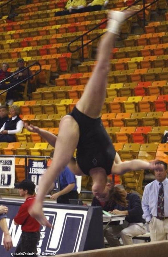 16P college athletics