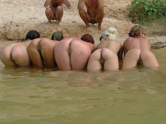 16P Amateur nudism collection