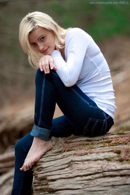 16P Blonde Natasha first time nude in front of a camera
