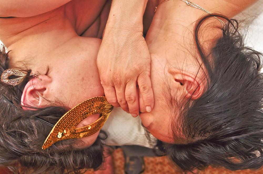 25P The Mrs gets massage (with happy ending)