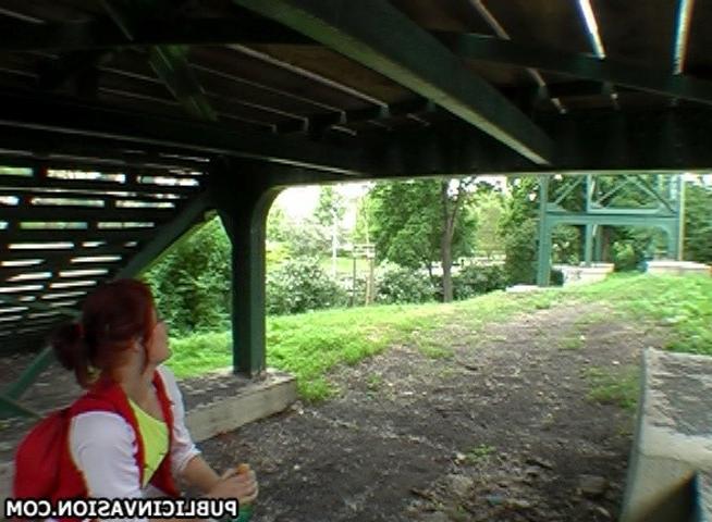16P euro bus stop whore making a quick 20 bucks