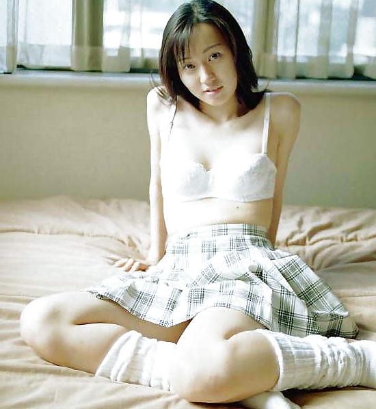 25P High school girls 03