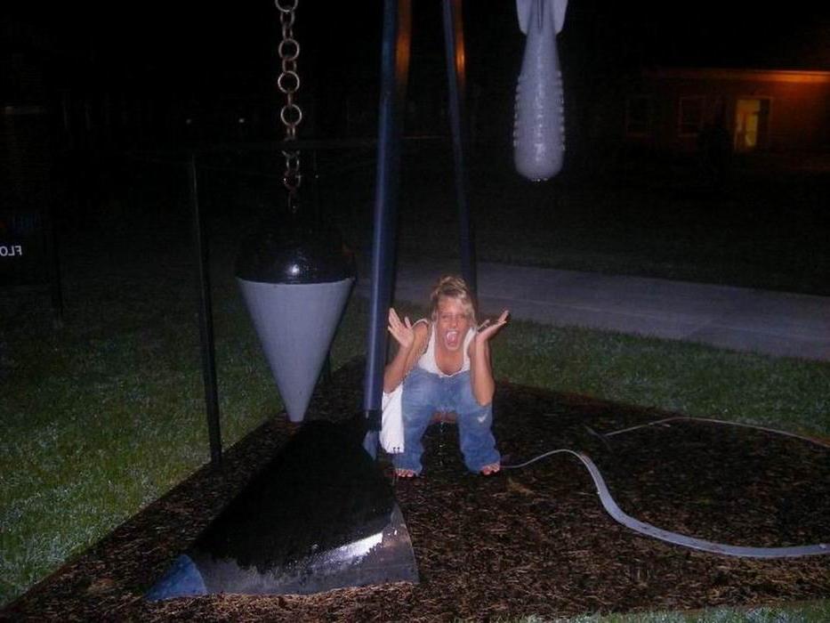 16P voyeur teens pissing outdoor