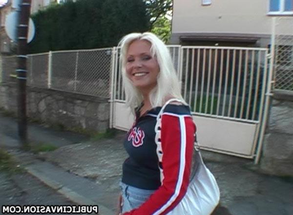 16P They met at the bus stop