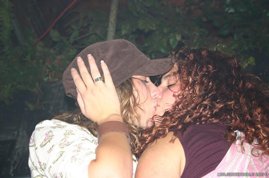 16P Hot Girls Going Wild In Public Night Club For All To See