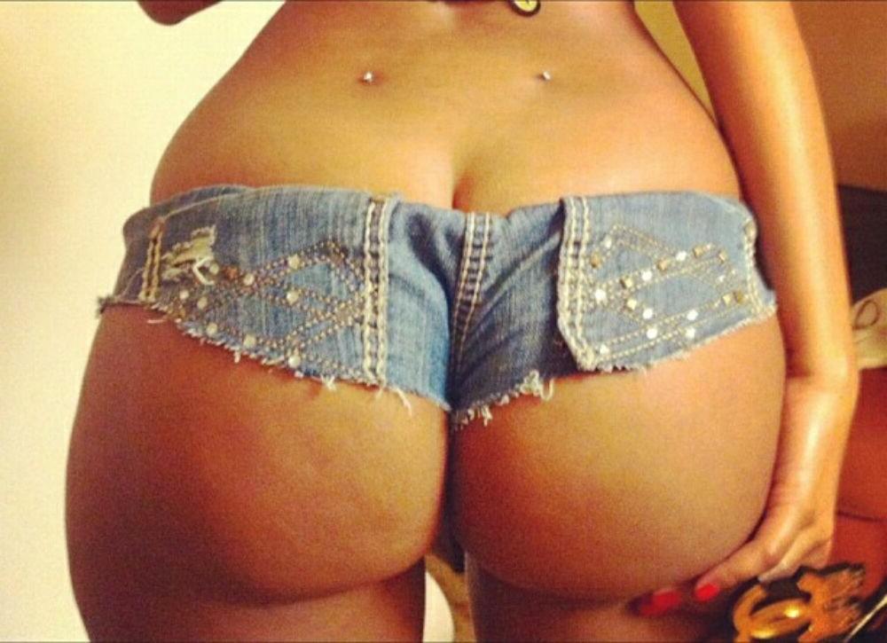 15P Black teen gfs are posing and fucking