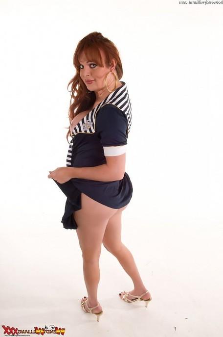 15P Sexy sailor girl Wendy Williams shows off her stiff schlong