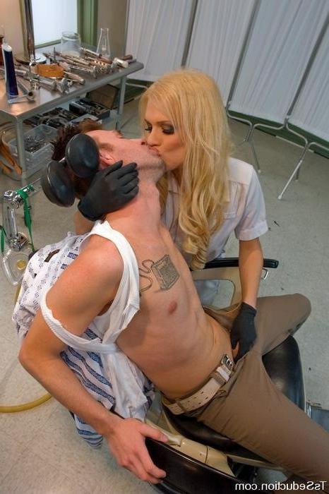 15P Tranny Nurse Takes Care Of A Patient