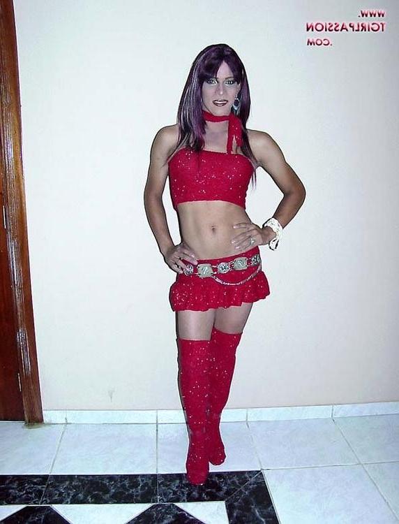 18P Dominican crossdresser teasing in sexy clubwear
