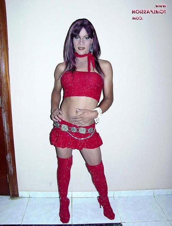 18P Dominican crossdresser teasing in sexy clubwear