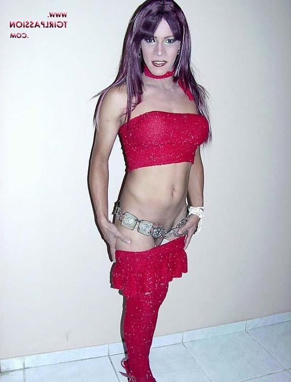18P Dominican crossdresser teasing in sexy clubwear