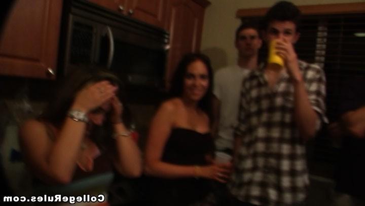 16P Crazy club babes getting penetrated by nasty dudes at party