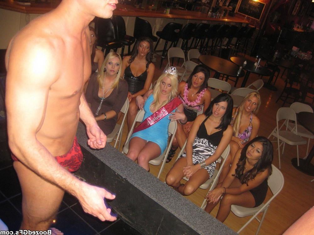 15P Gangbang action during an exciting dirty party at private club