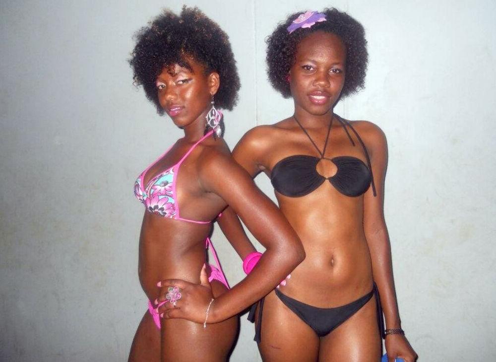 15P Exploited black teen gfs are posing and fucking gallery 19