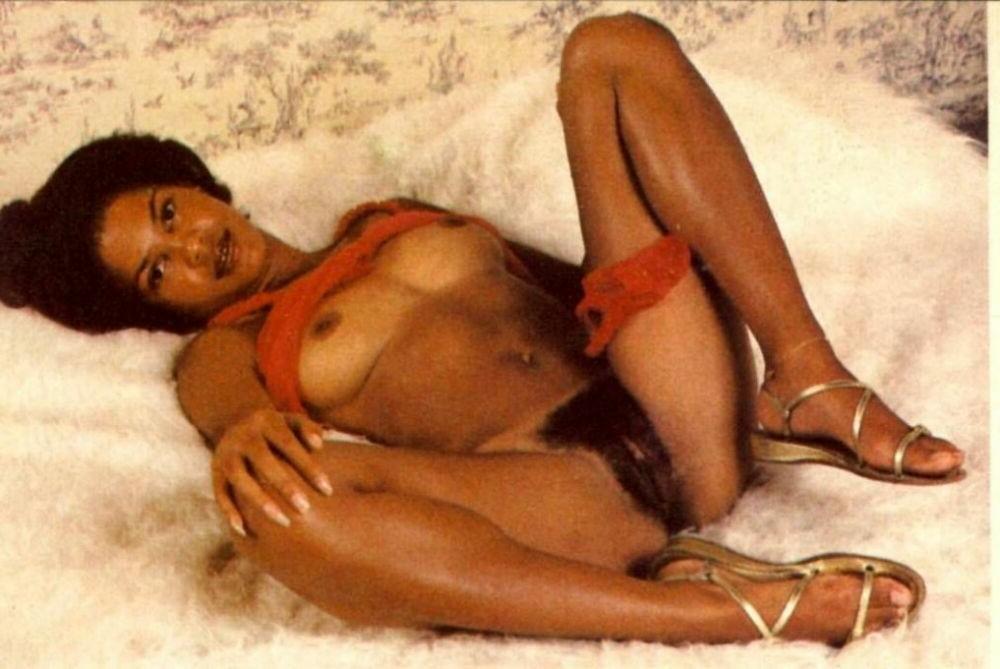 15P Black Teen Revenge - Black teen gfs are posing and fucking gallery 10