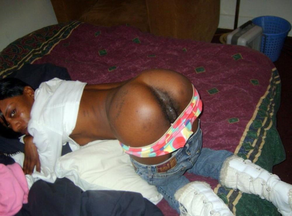 15P Black Teen Revenge - Black teen gfs are posing and fucking gallery 15