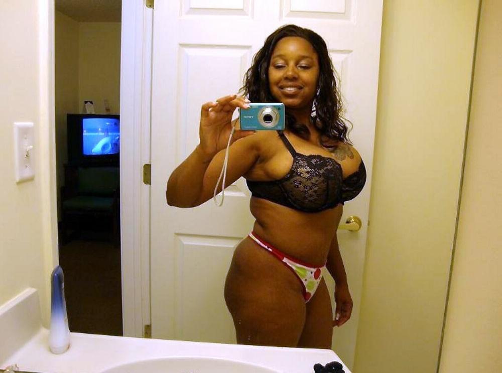 15P Black Teen Revenge - Black teen gfs are posing and fucking gallery 15