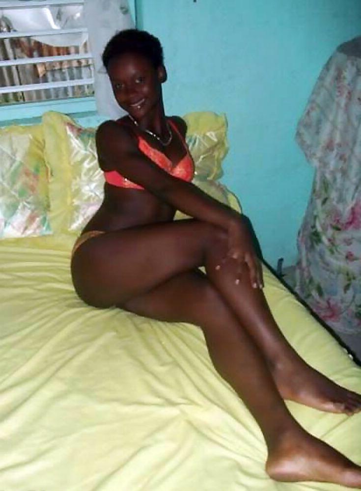 15P Black Teen Revenge - Black teen gfs are posing and fucking gallery 15